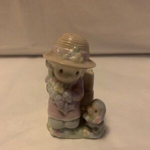 Charming Precious Moments Salt and Pepper Shakers